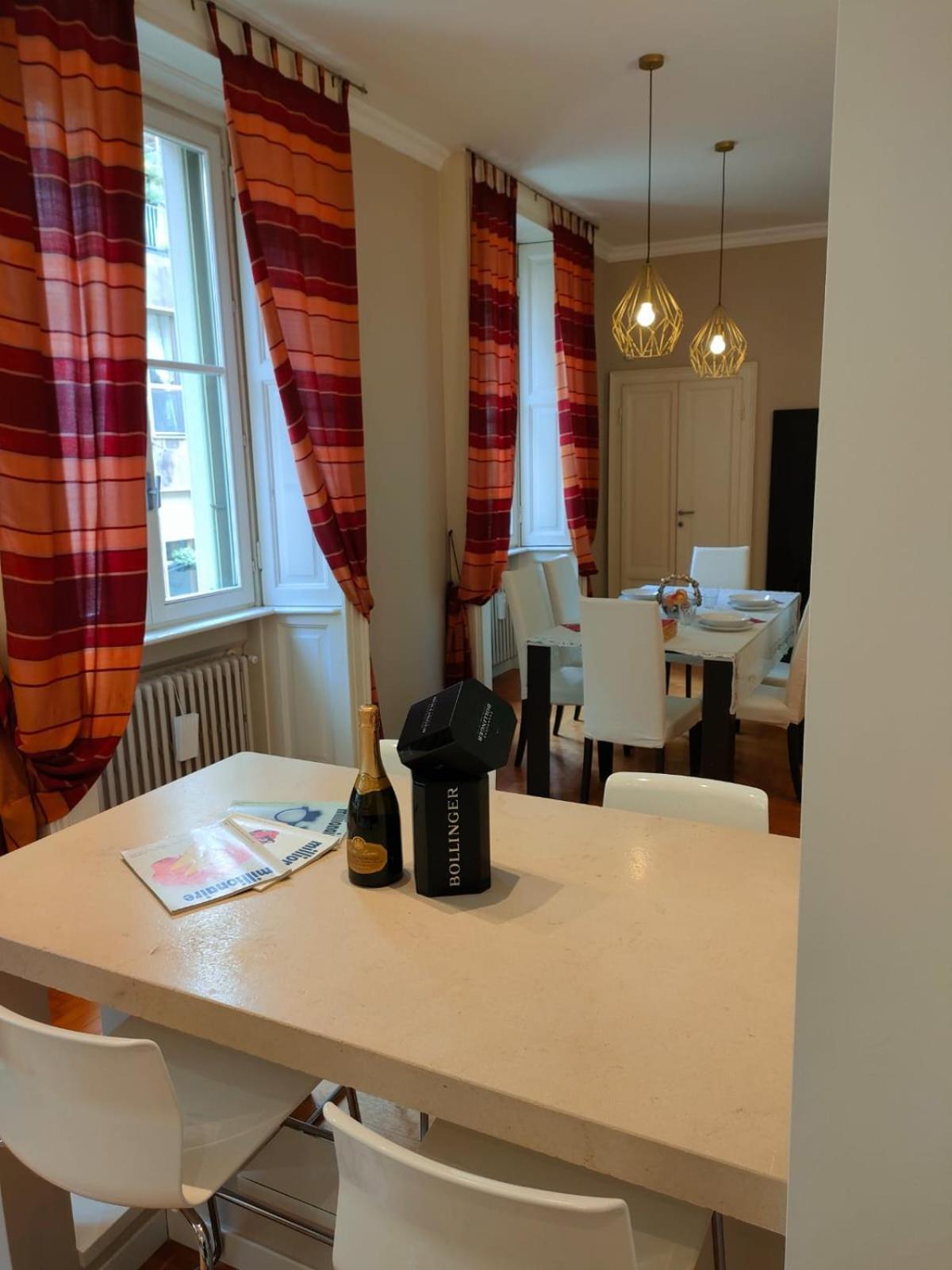 Esclusive & Elegant Loft, Duomo 10 Minutes Leilighet *
