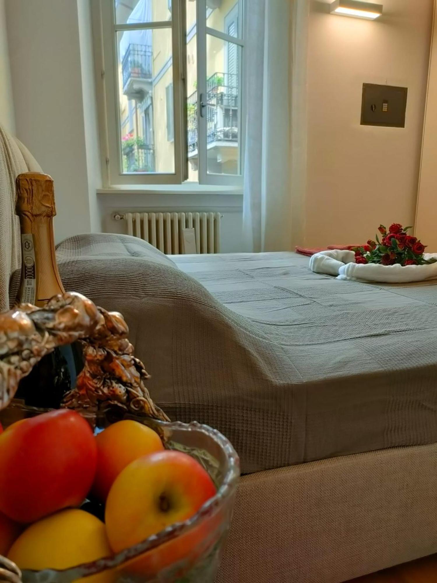 Esclusive & Elegant Loft, Duomo 10 Minutes * Milano