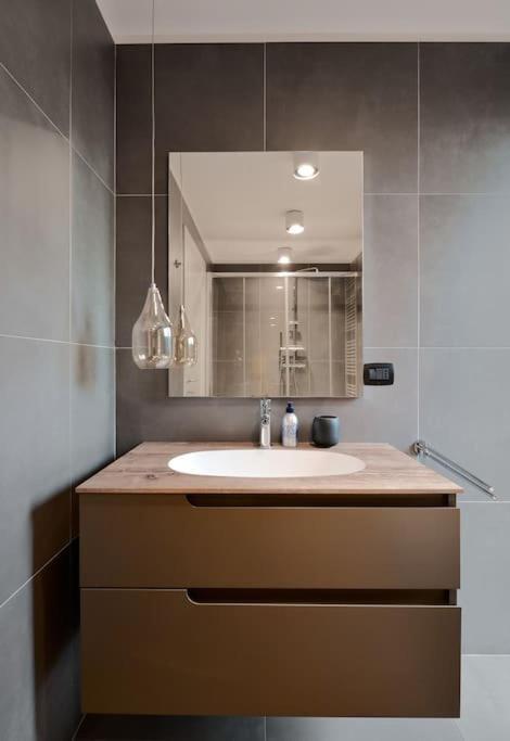 Appartamento Life Suite-hosted By Sweetstay