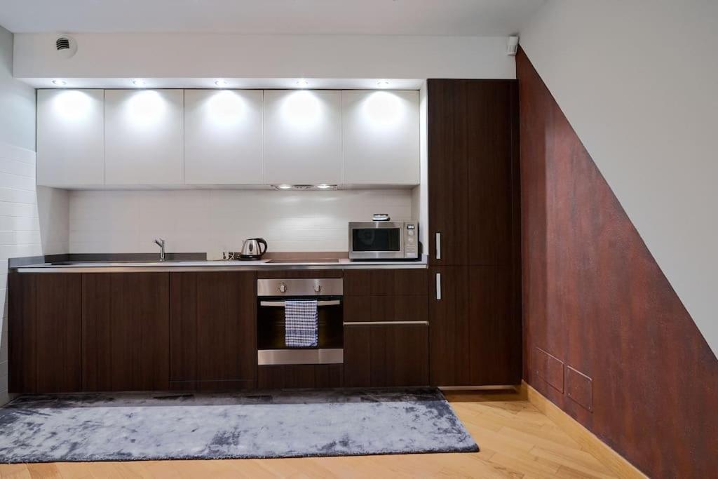 Appartamento Life Suite-hosted By Sweetstay *