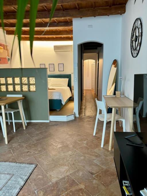 Splendido Bilocale In Via Madonnina, Zona Brera Appartement