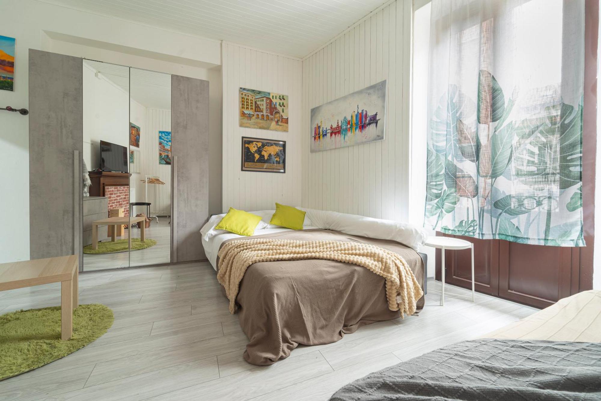 Art Design - Center * Milano