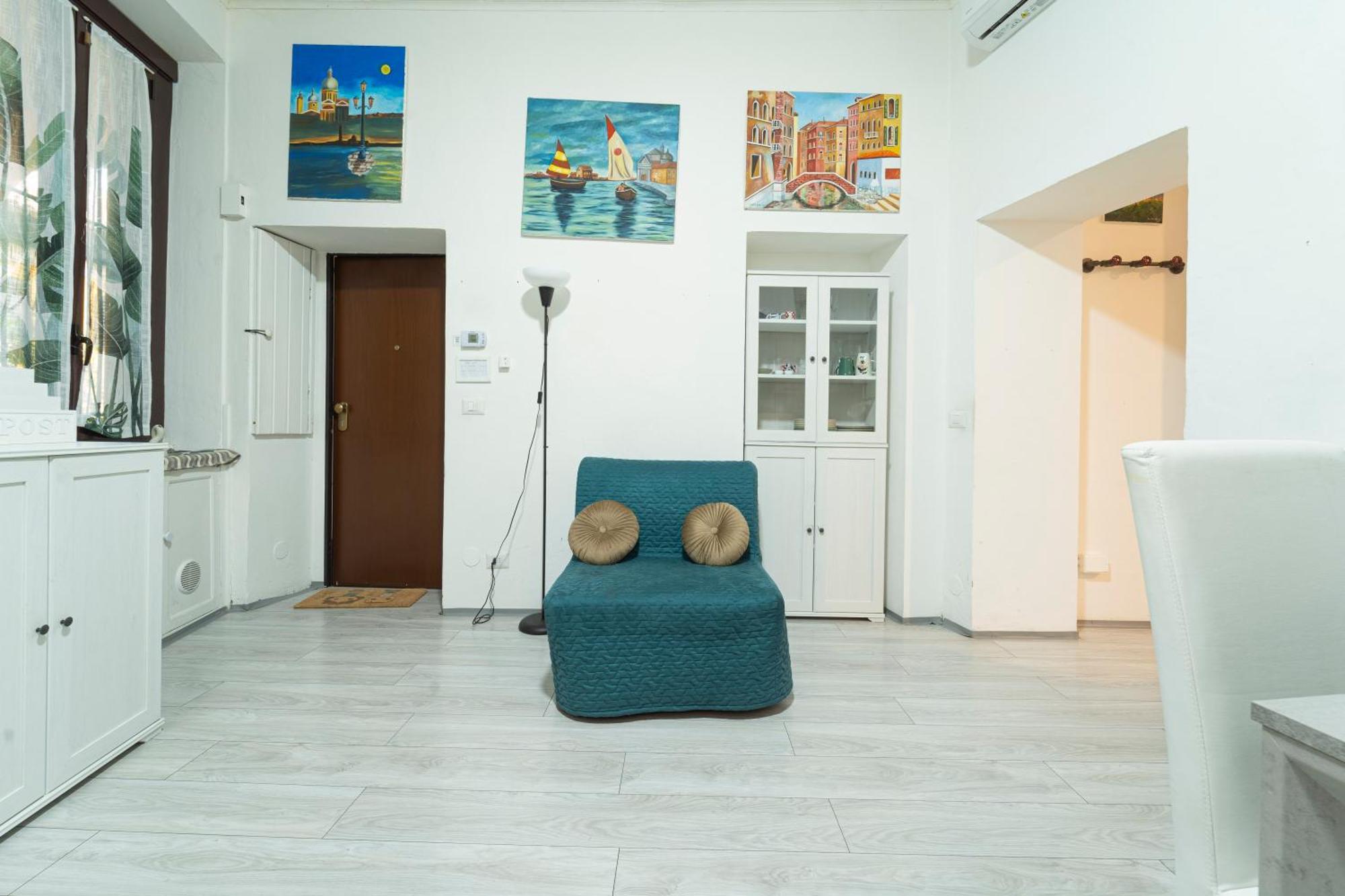 Art Design - Center Lejlighed Milano