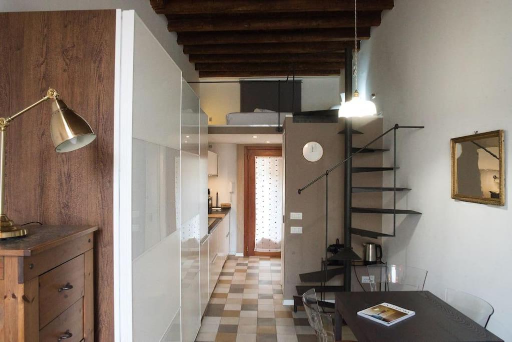 Apartment Bilocale Di Charme Garibaldi - Mirable Pm Milan