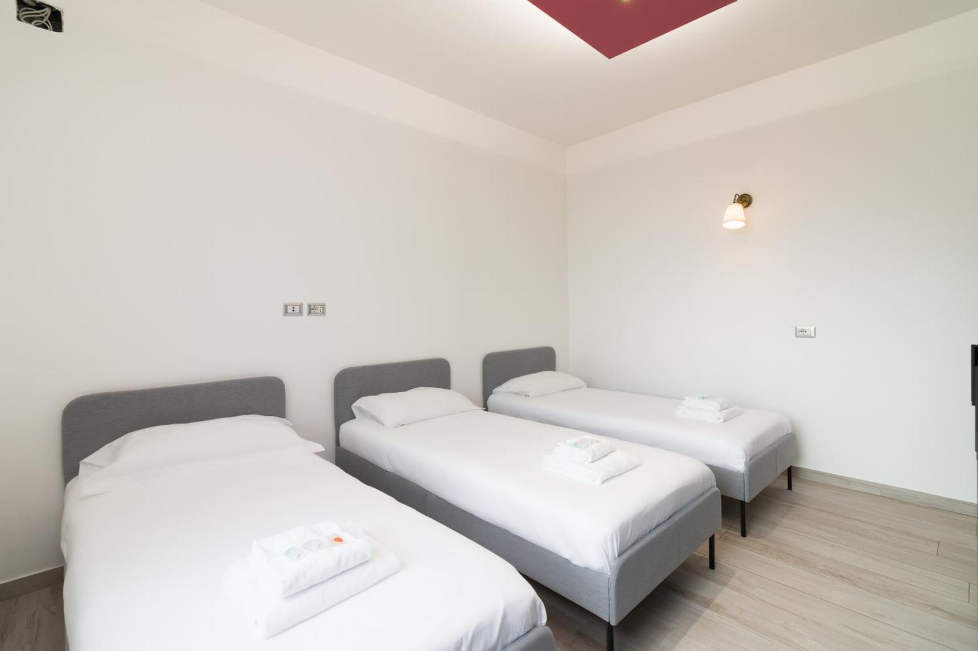 Lejlighed Nuovissimo Attico 17esimo Piano, 10 Posti Letto Milano