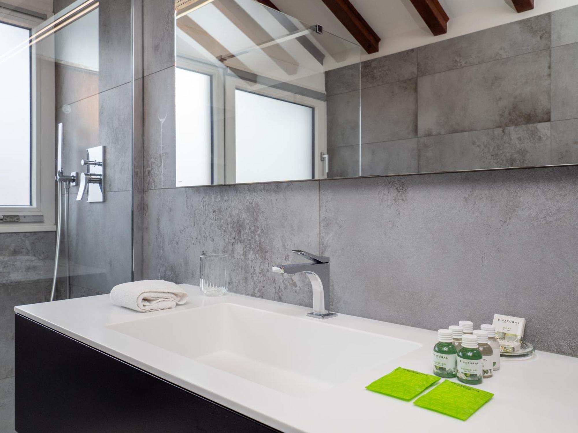 Apartment Keys Of Italy - Umbria 50 Your Modern Hut Milan
