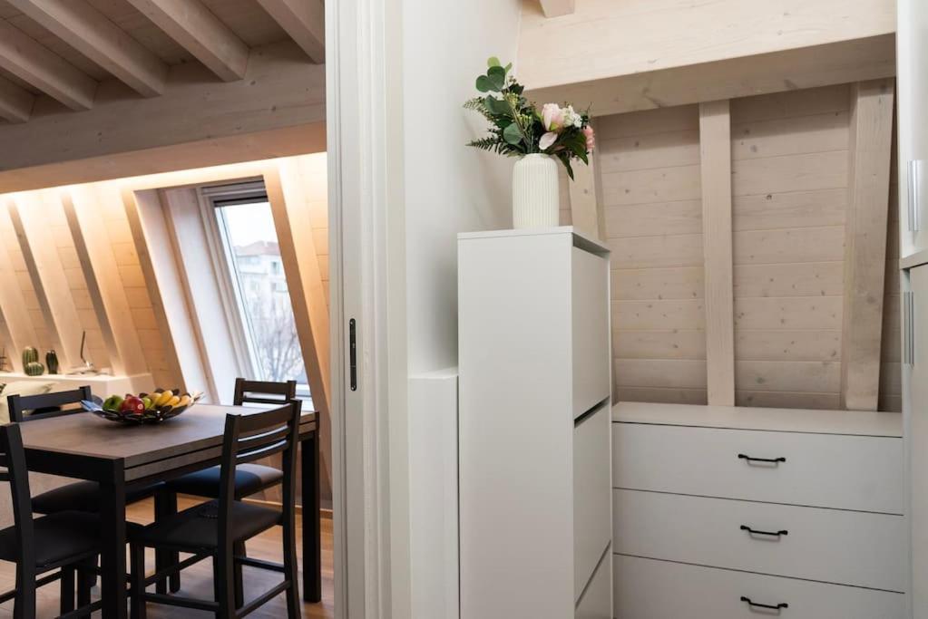 Guinizzelli 4 Apartment