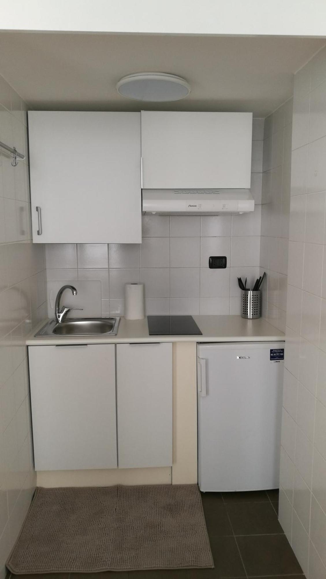 Appartamento Monolocale Zona Loreto Mm1 Pasteur P1 *