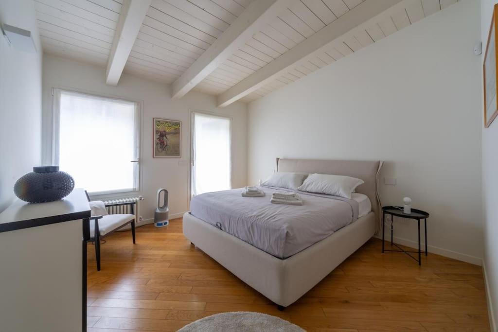 Apartment Castaldi Charming Suite-hosted By Sweetstay