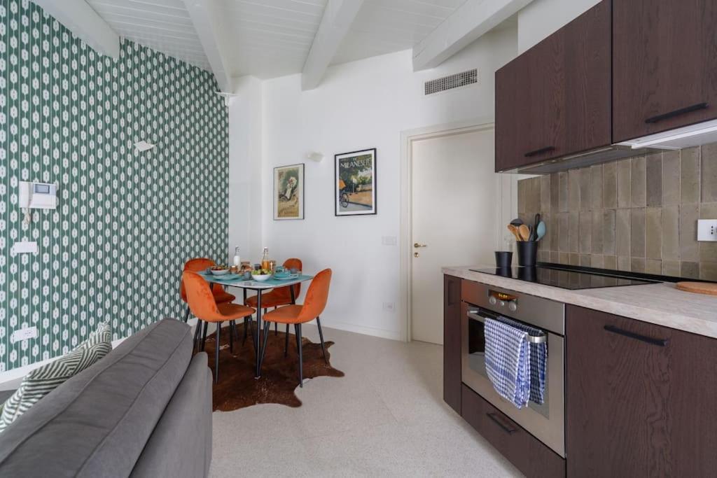 Castaldi Charming Suite-hosted By Sweetstay Apartment *