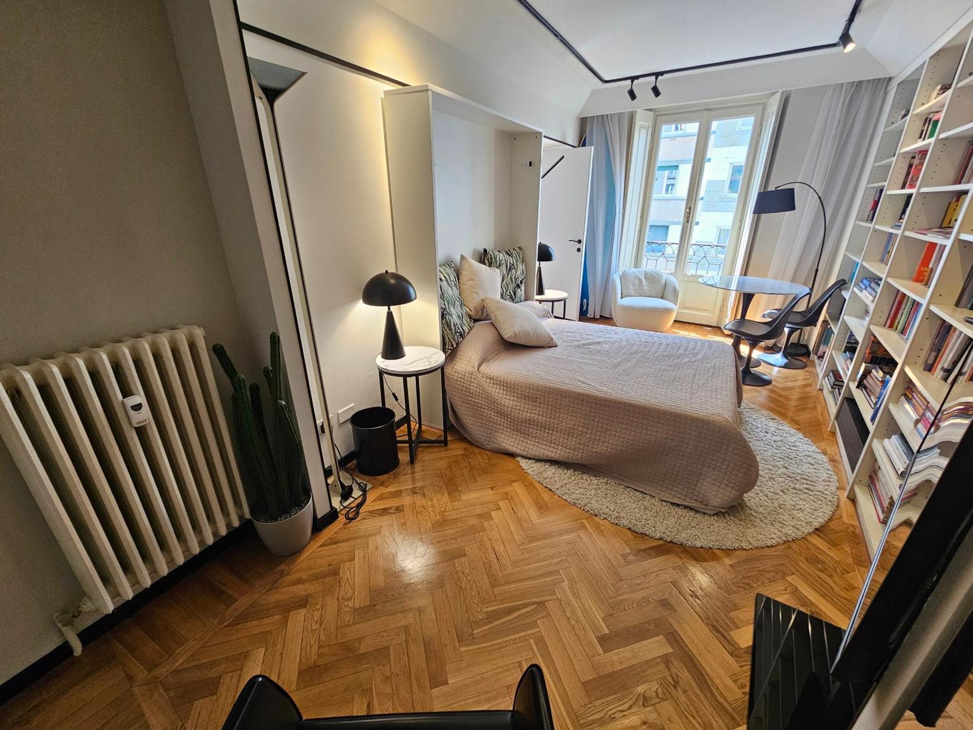 Exclusive Top Floor 2-bedroom Flat Milan