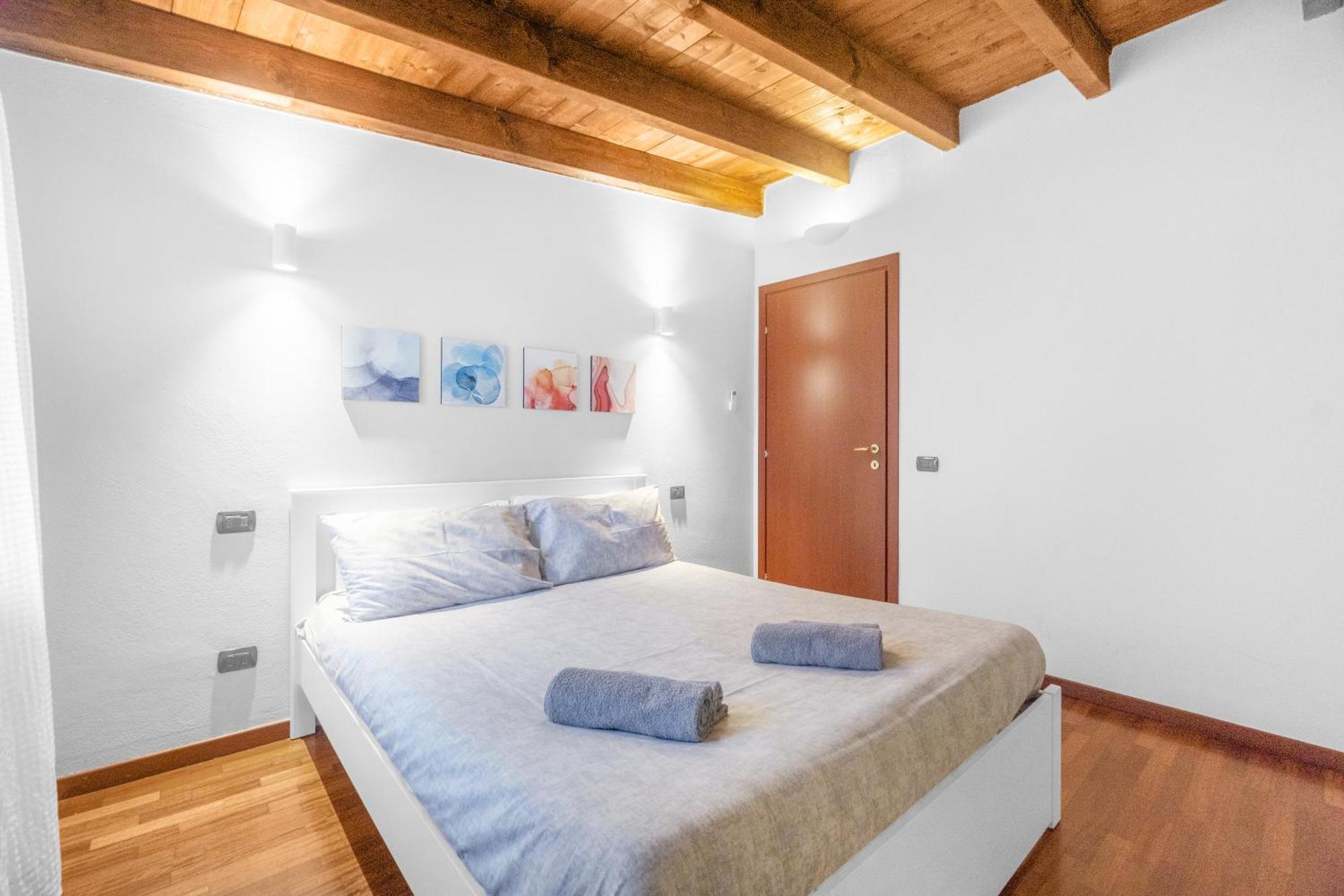 Tar5 -20 Minutes From Duomo- Design-elegant Appartement