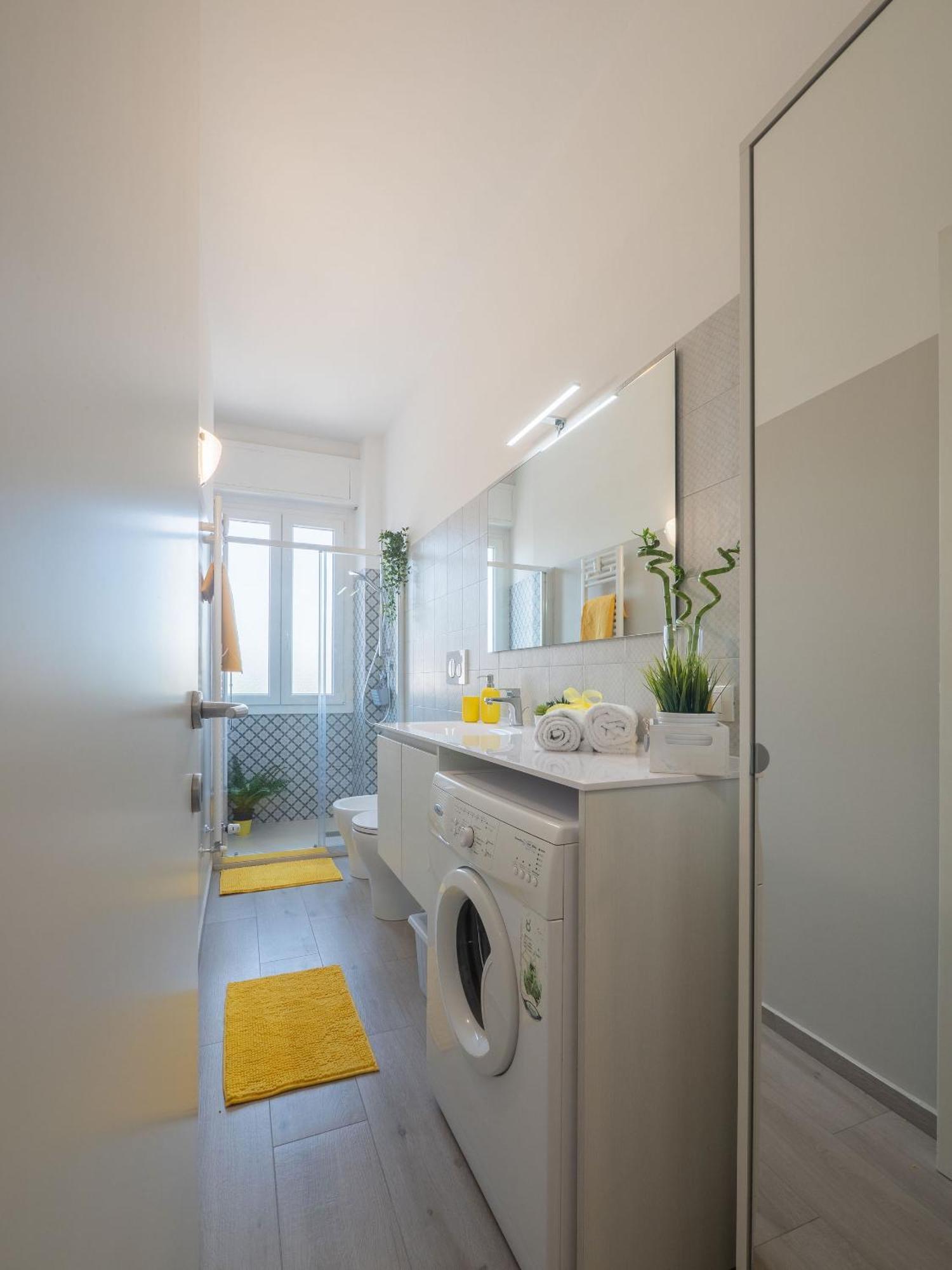 Xenia - Modern, Quiet And Cozy Leilighet Milano