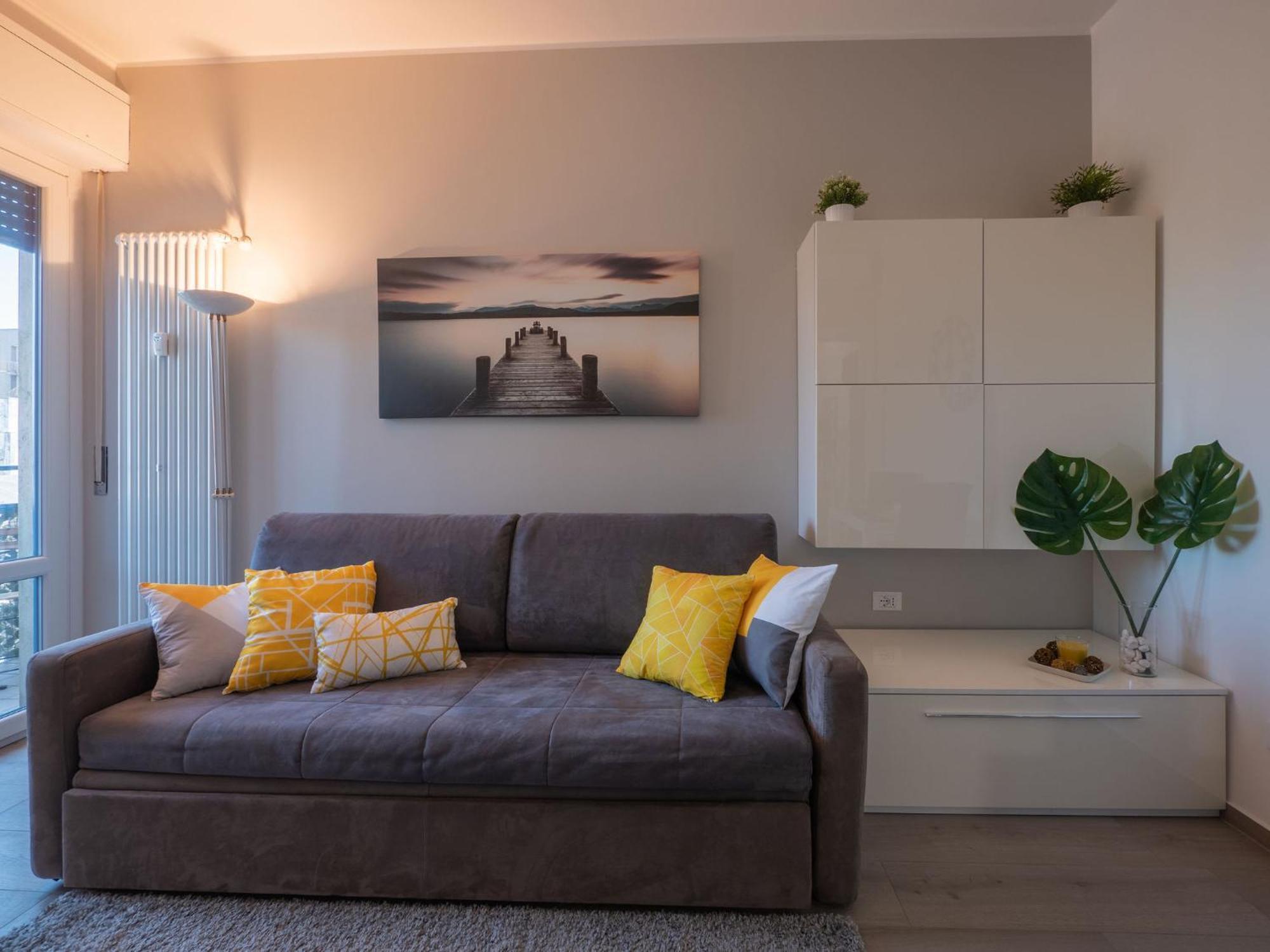 Xenia - Modern, Quiet And Cozy Milaan