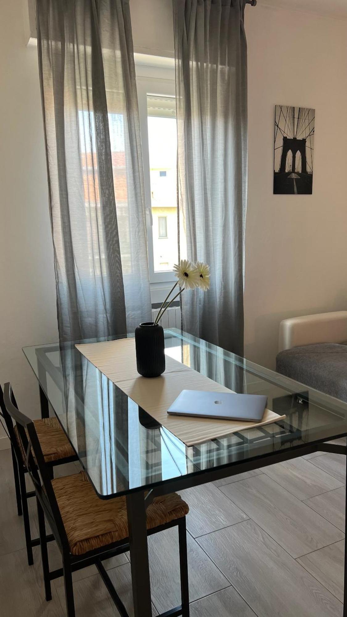 Leilighet Rafael - 10 Min From Linate Airport, Centrale Fs, Ospedale San Raffaele *