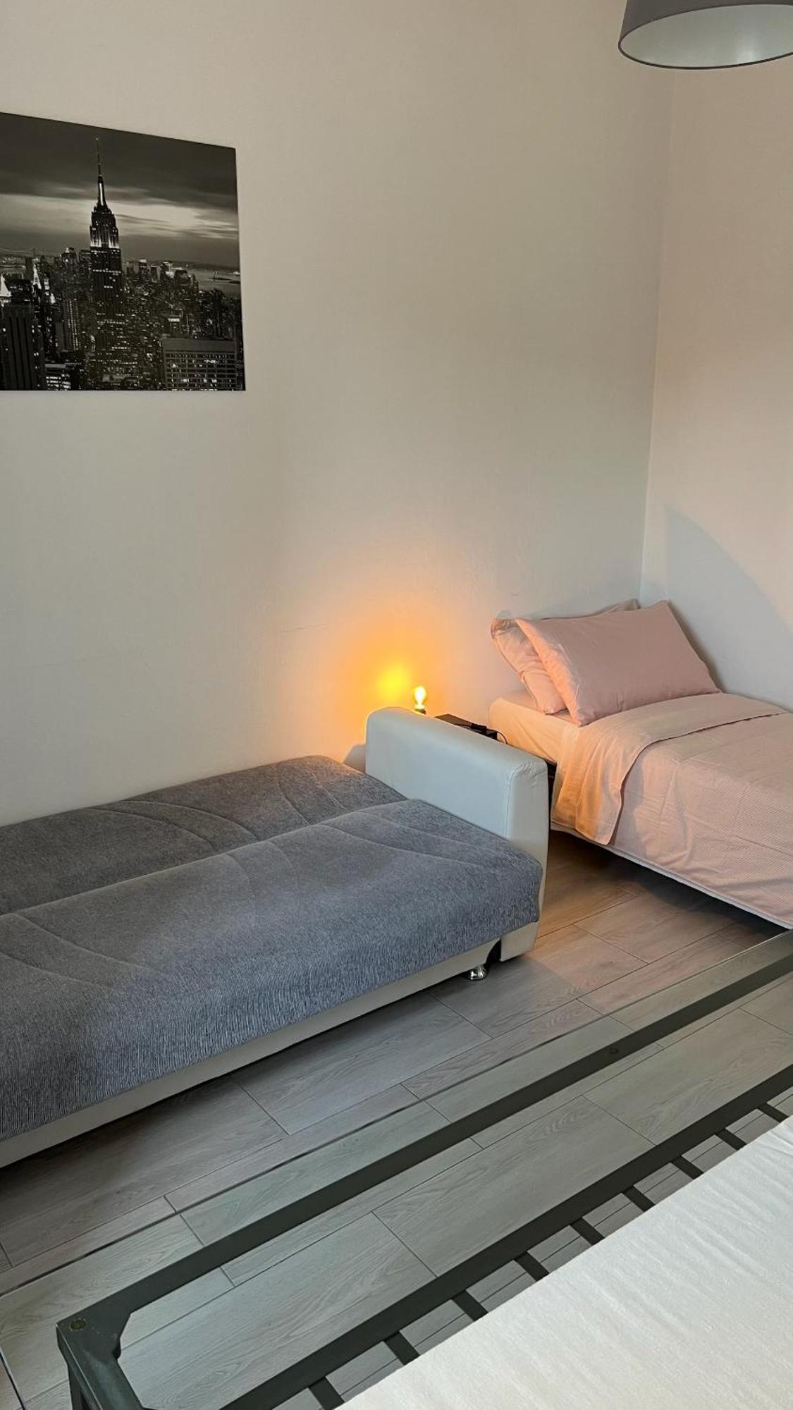 Rafael - 10 Min From Linate Airport, Centrale Fs, Ospedale San Raffaele Leilighet Milano