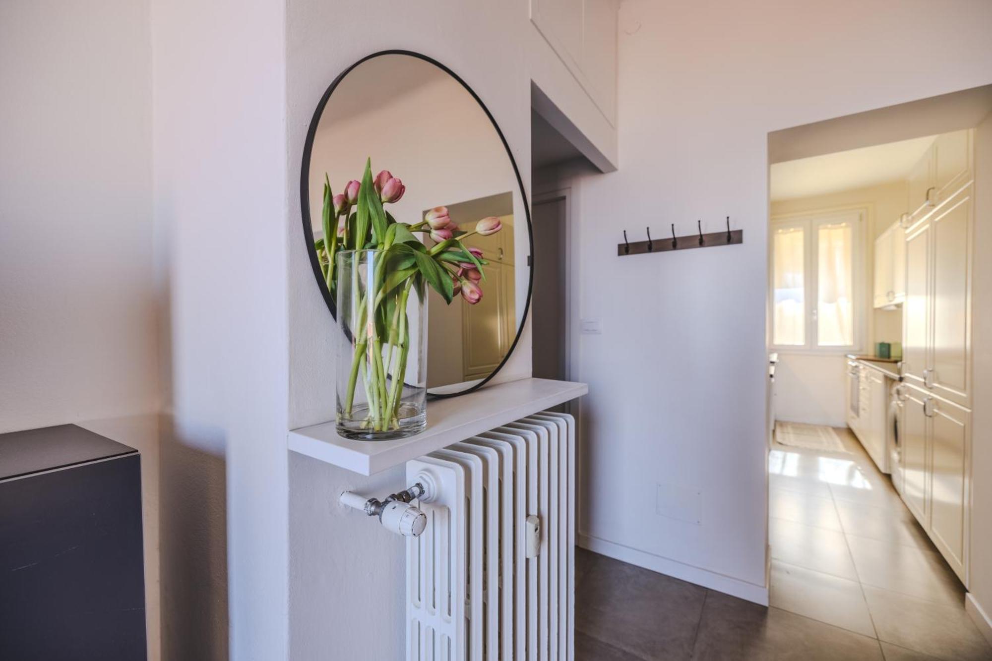 Appartement Cozy Retreat In The City Center Milaan