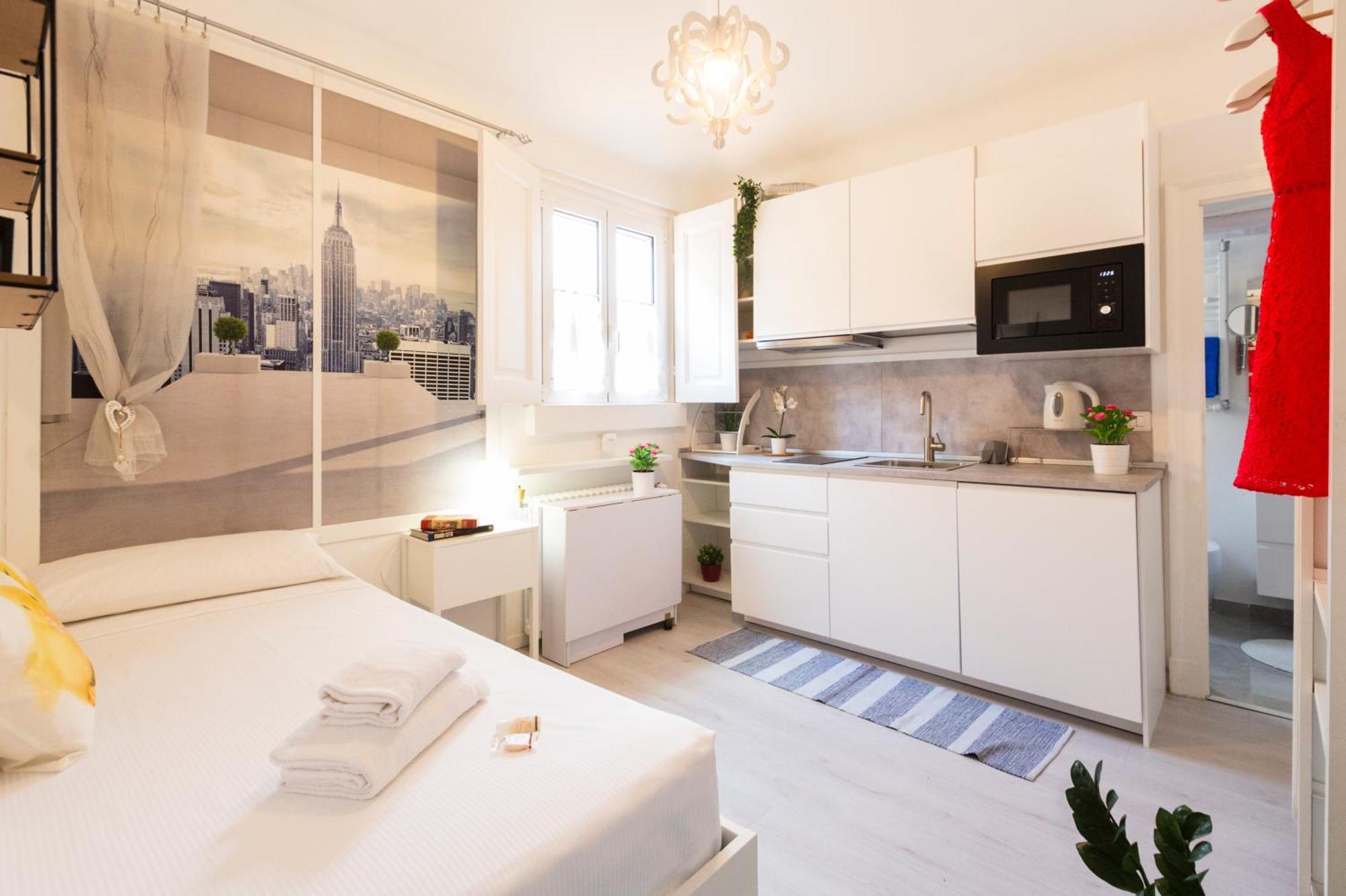 Leilighet Commenda White