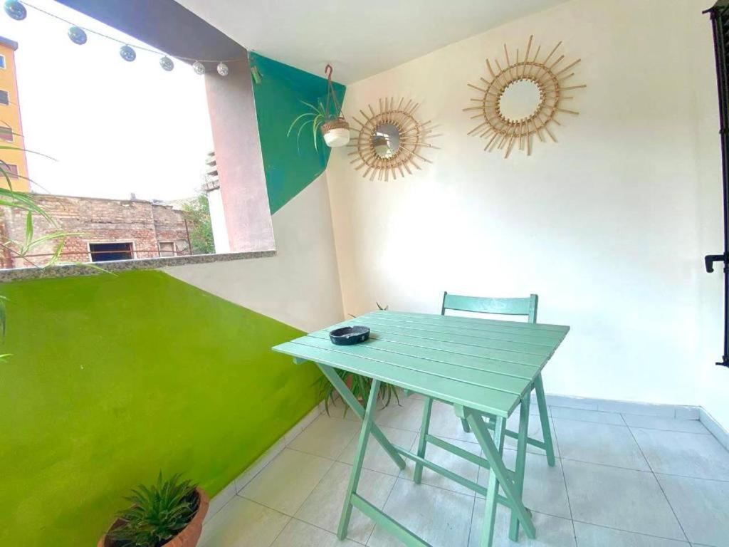 Apartment Conte Rosso House, Con Doppia Terrazza In Coorte Tranquilla A Due Passi Da Stazione E Metropolitana Lambrate Milan
