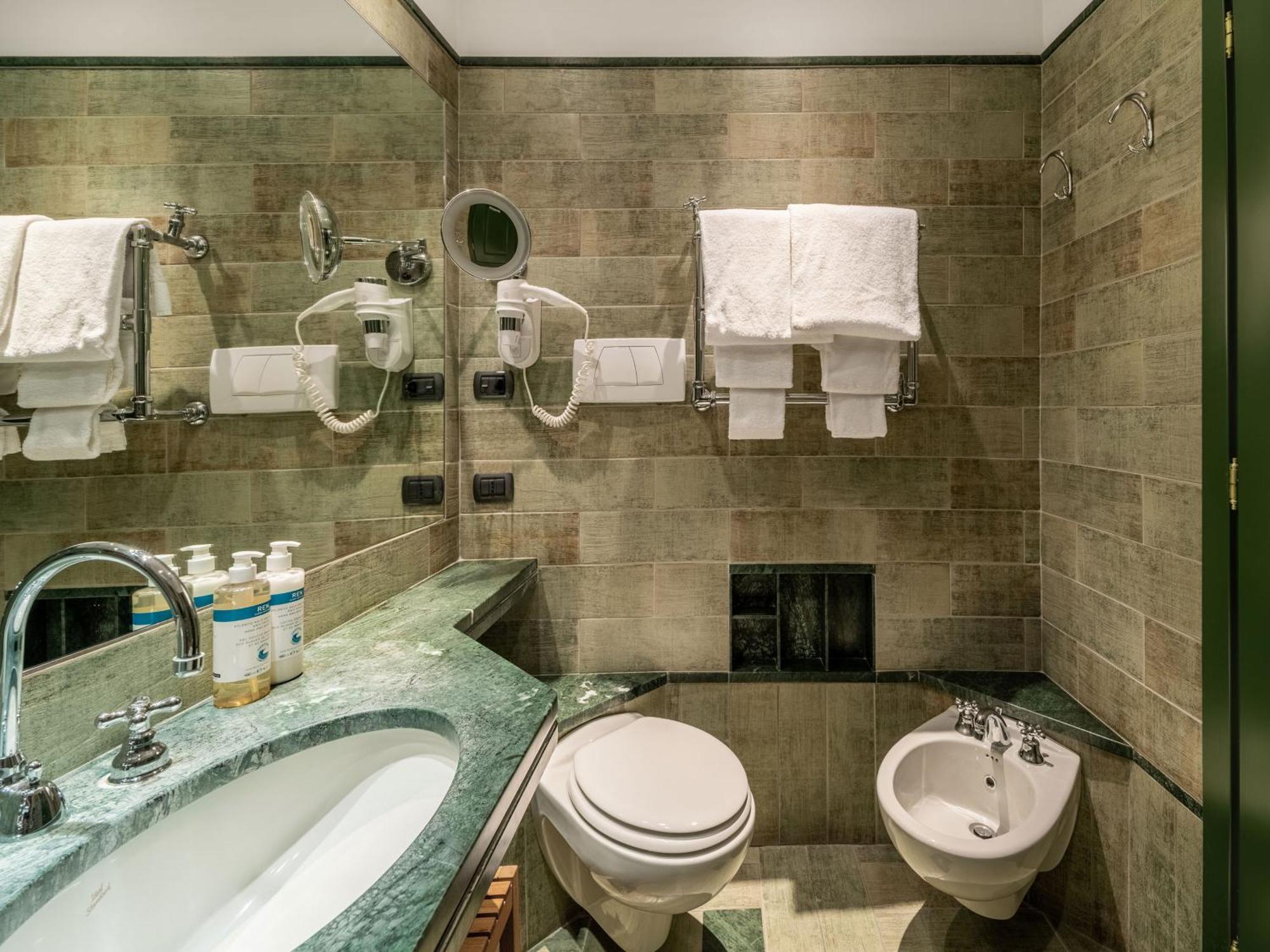 Numa Camperio Aparthotel 4*