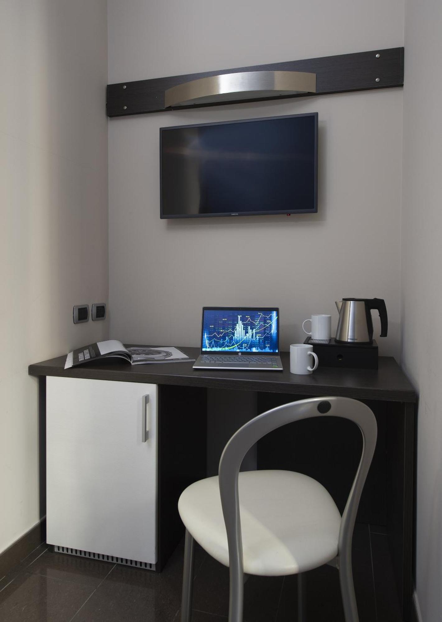 Five Hotell