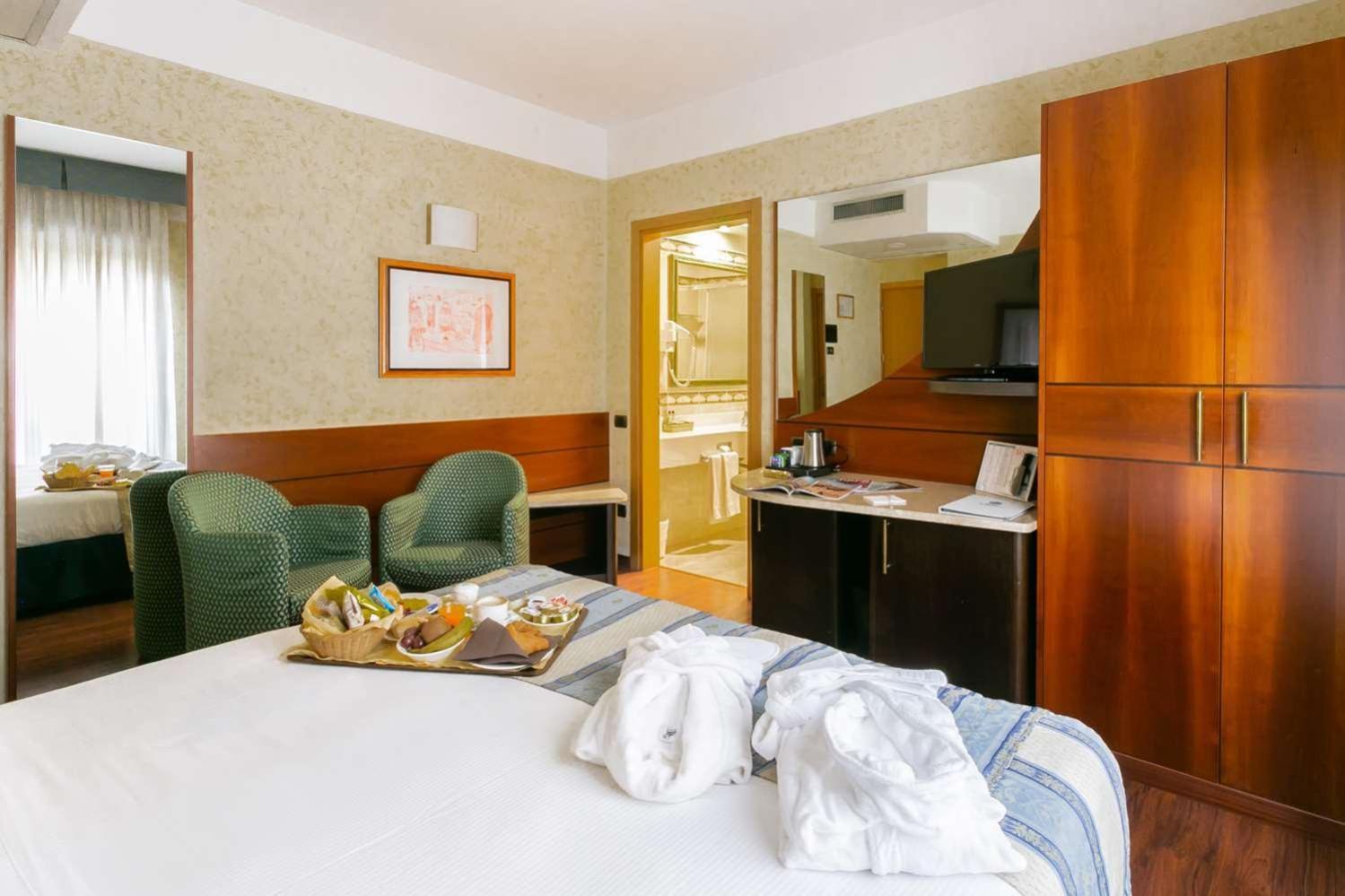 Mirage Sure Collection By Western 4* Milano