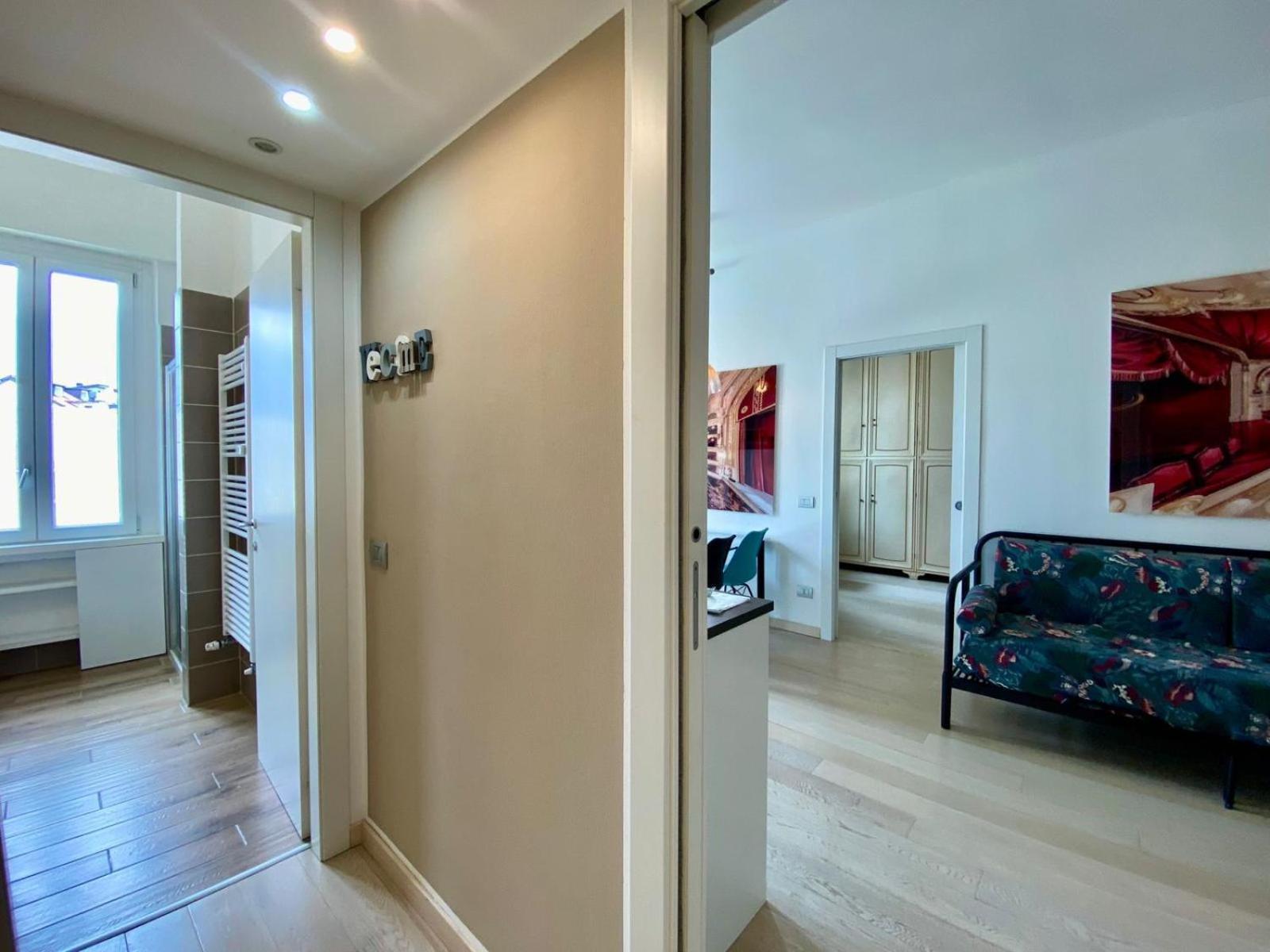Piazzale Susa Bright Flat Con Veranda Apartment Milan