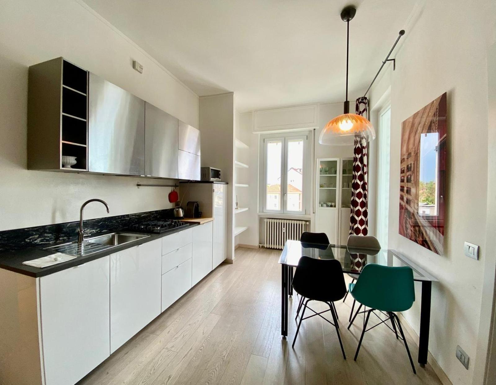Apartment Piazzale Susa Bright Flat Con Veranda Milan