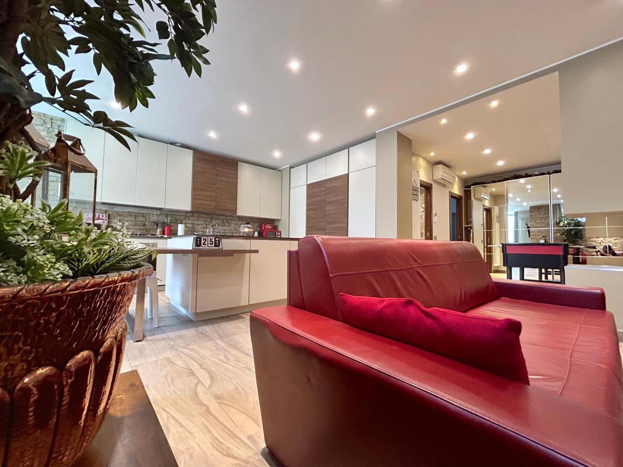 R39 Elegant With Private Parking *