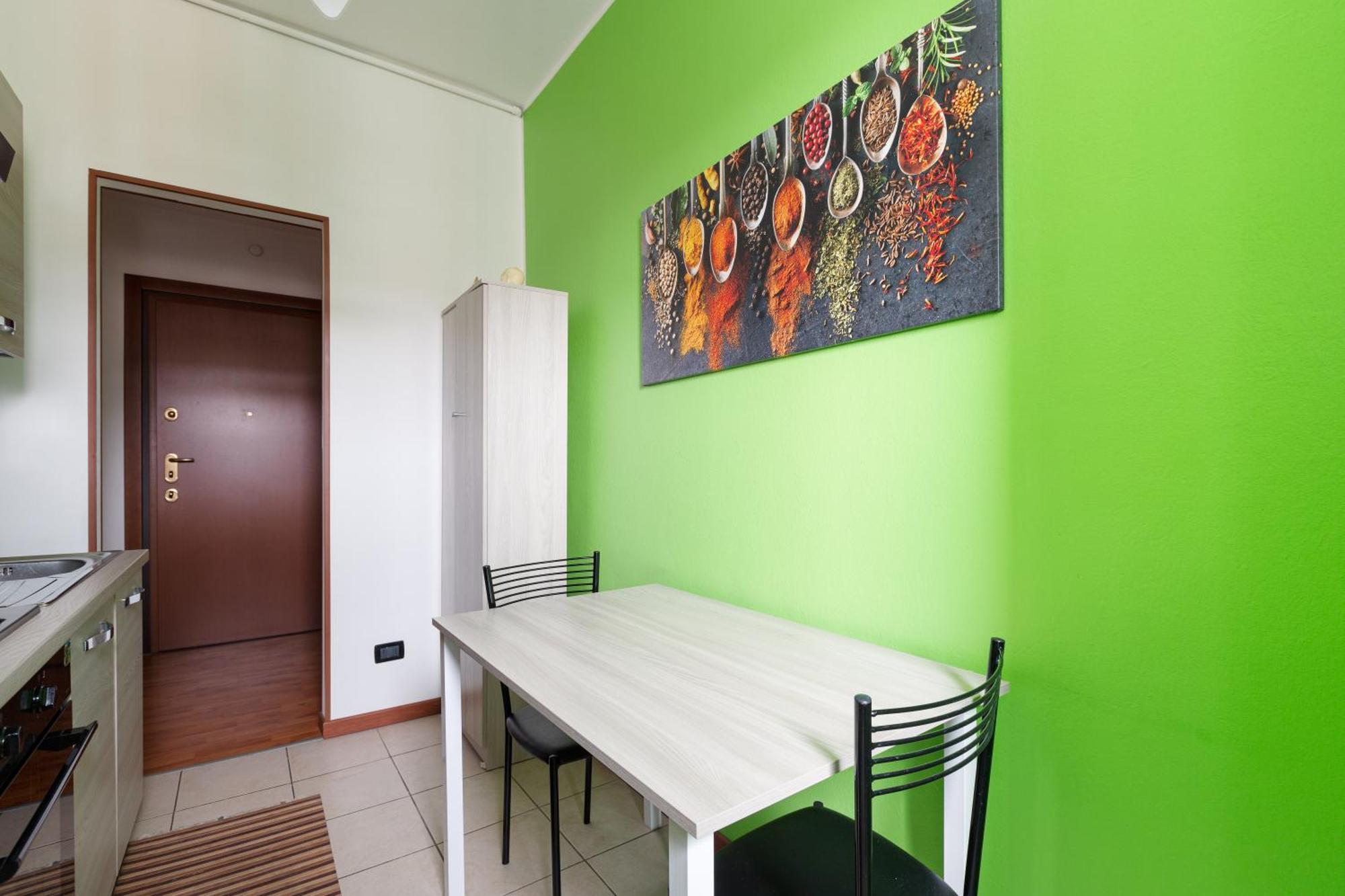 Cosy Milano- Bisceglie M1 * Milano