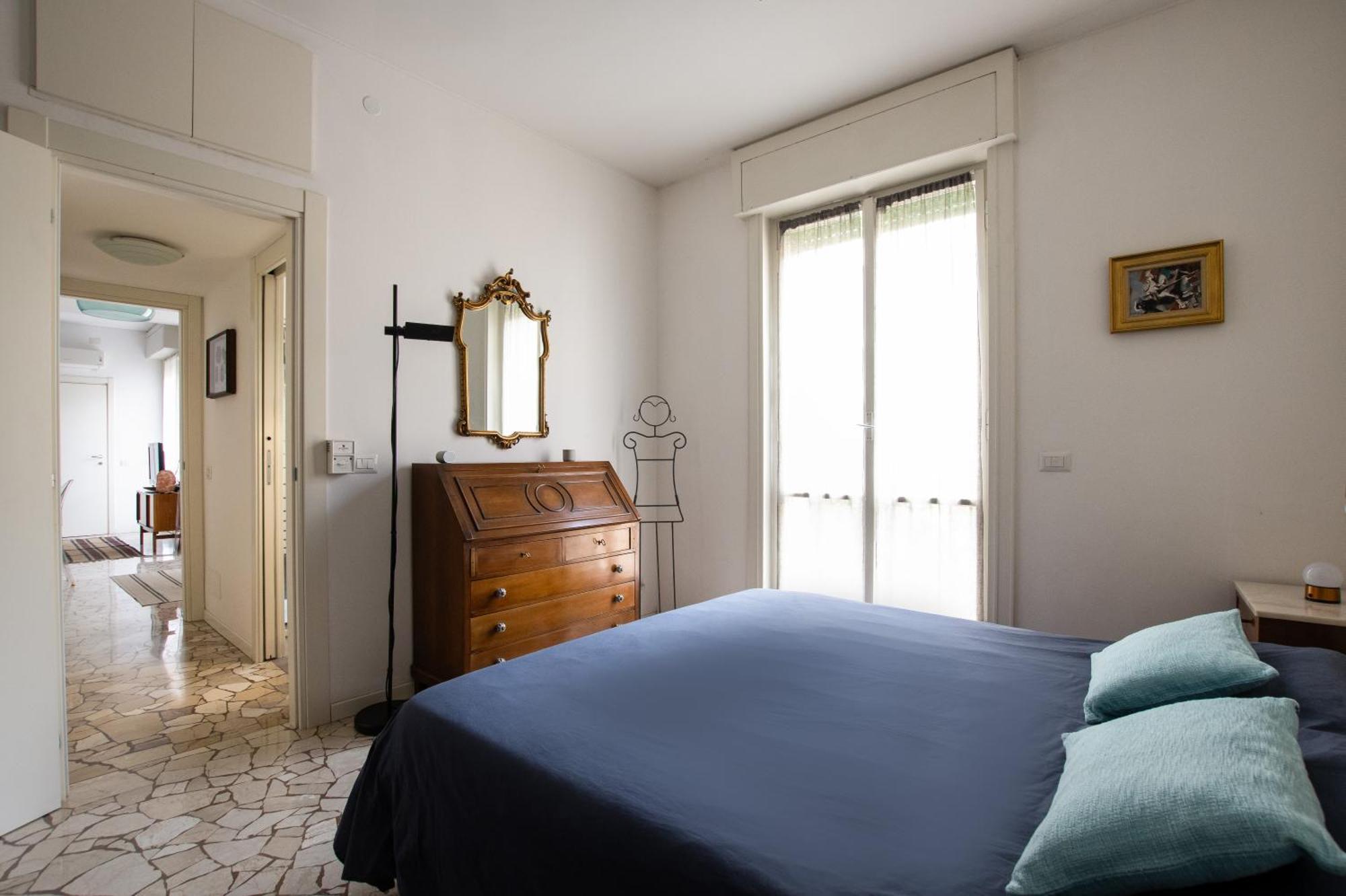 Arco Della Pace Nest - Location *