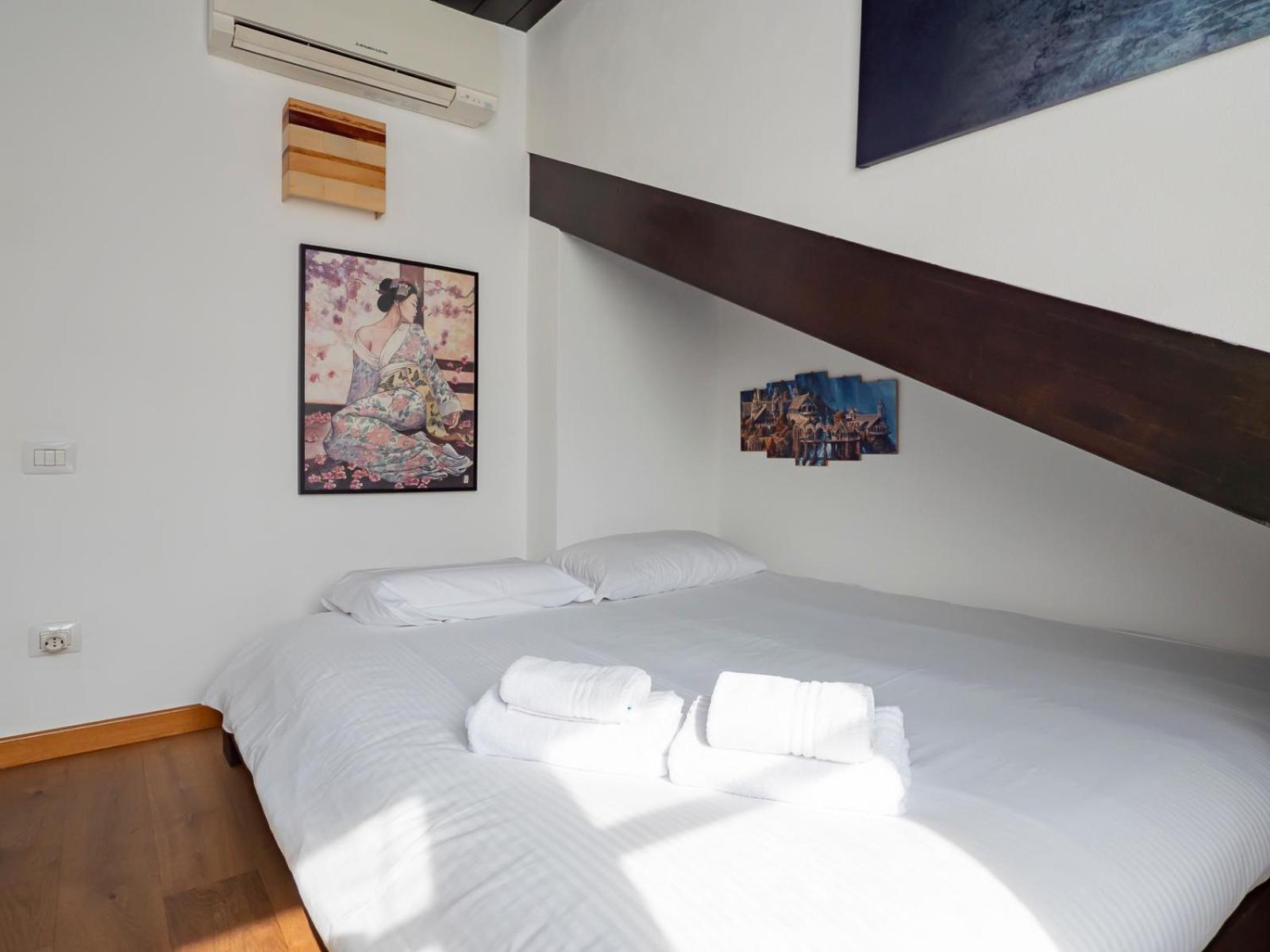 Xenia - Penthouse In Porta Venezia Lejlighed