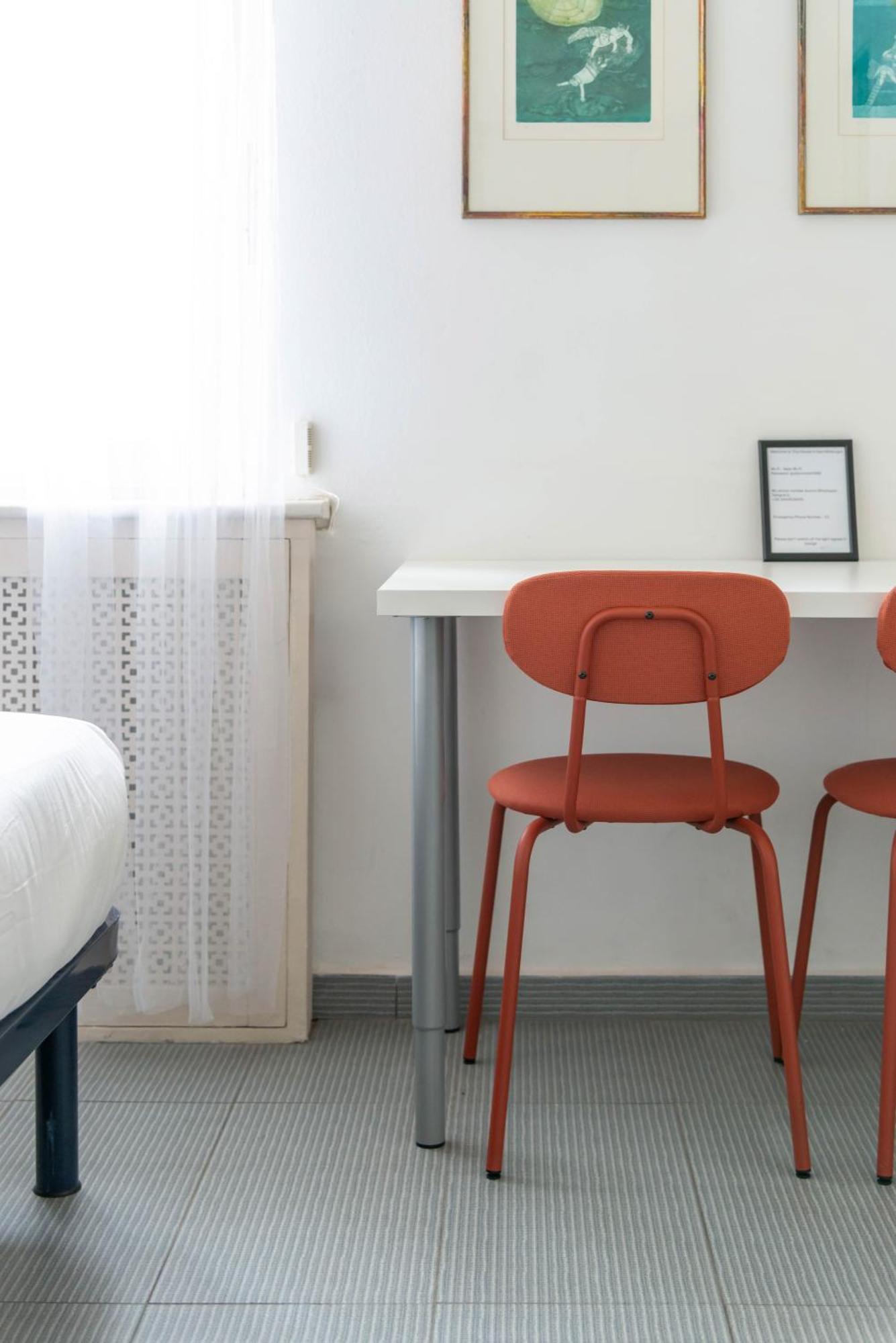 Tiny House In Sant' Ambrogio Apartment Milan