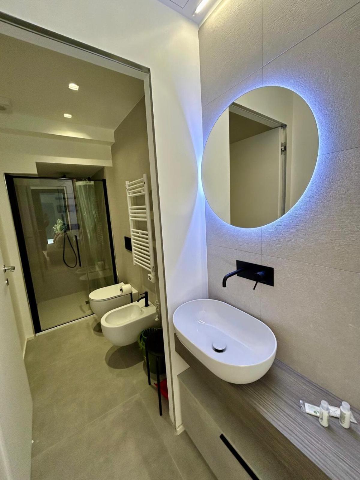 Kibilu Luxury With Terrace, Isola District And Near Garibaldi Station Apartment Milan