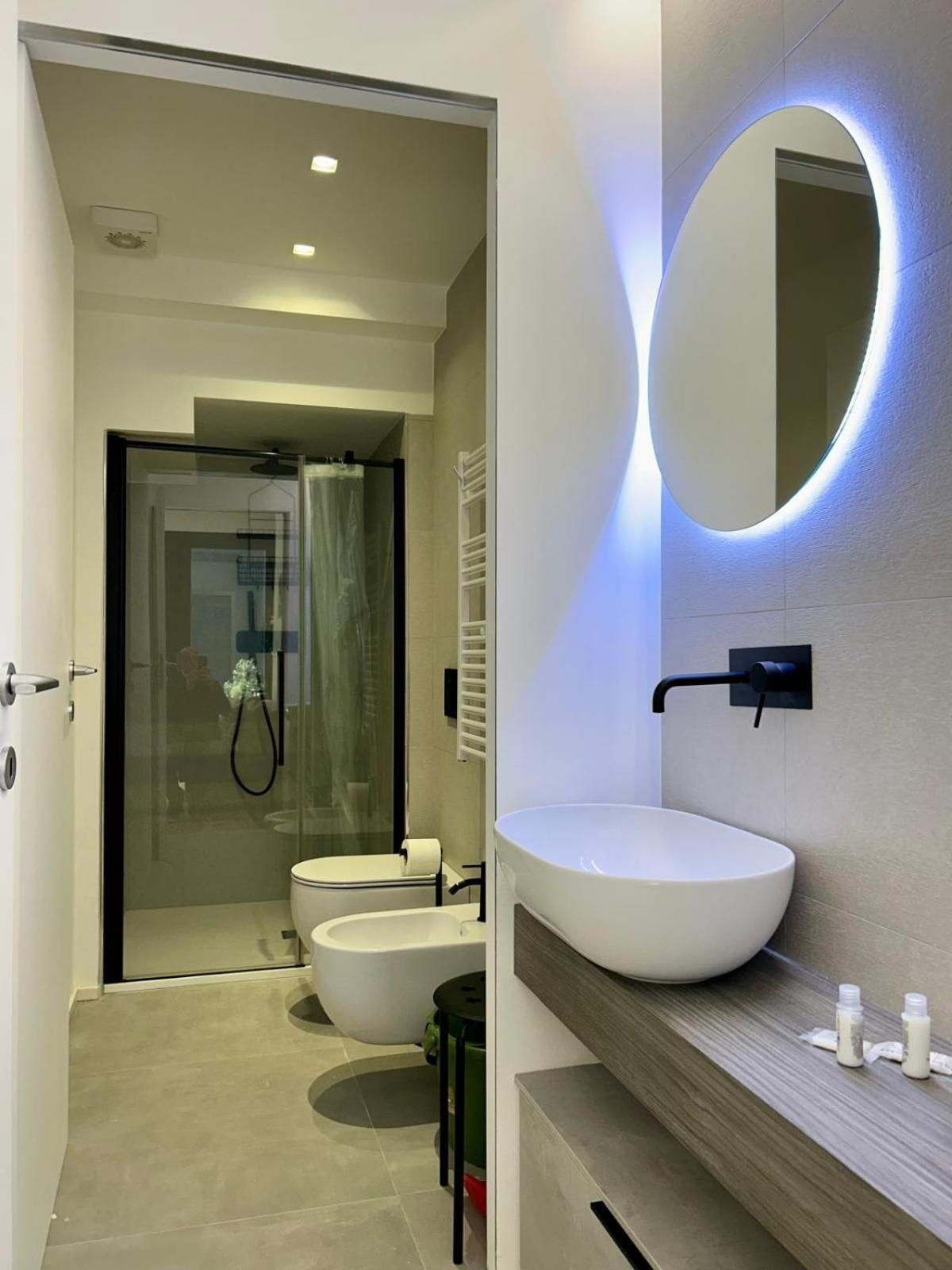 Kibilu Luxury With Terrace, Isola District And Near Garibaldi Station Apartment