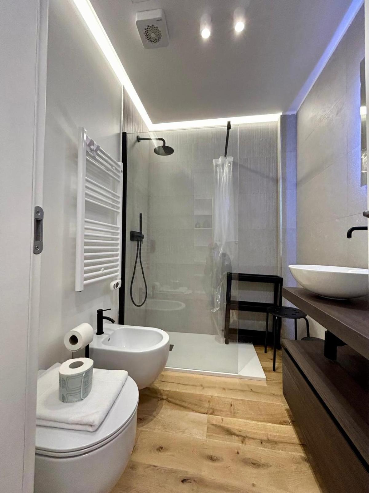 Kibilu Luxury With Terrace, Isola District And Near Garibaldi Station