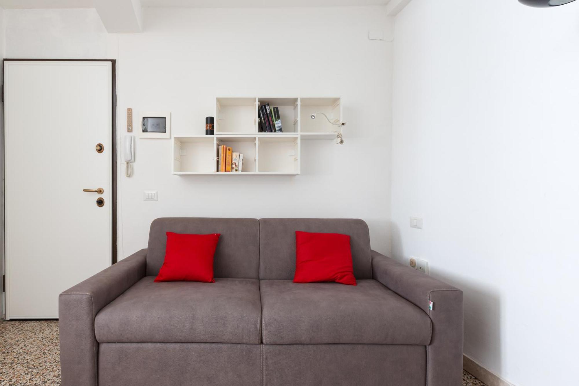 Guesthost - Sant'Ambrogio Modern Studio Appartamento Milano