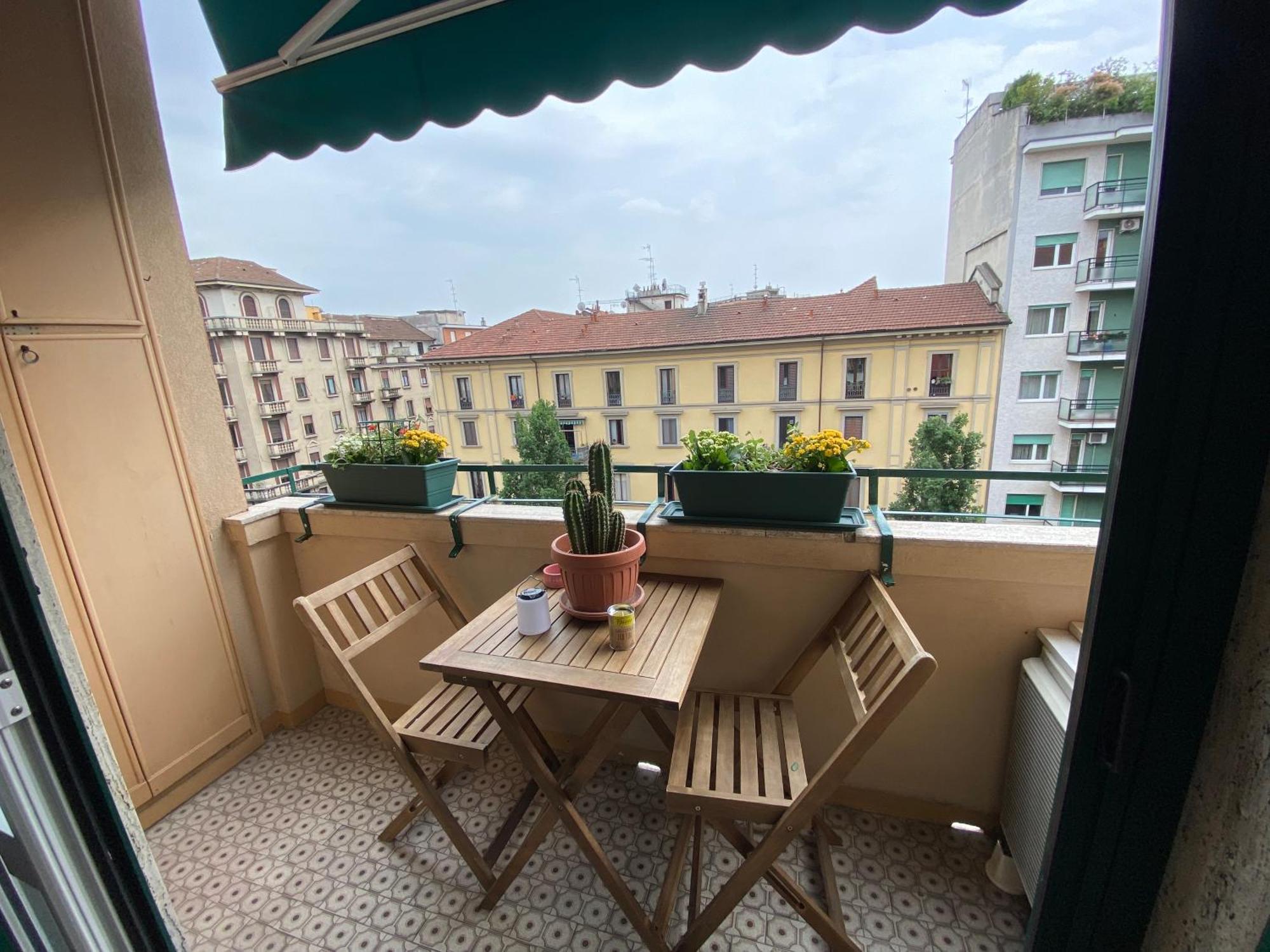 Appartamento Daniela's Spazioso Ai Navigli Milano