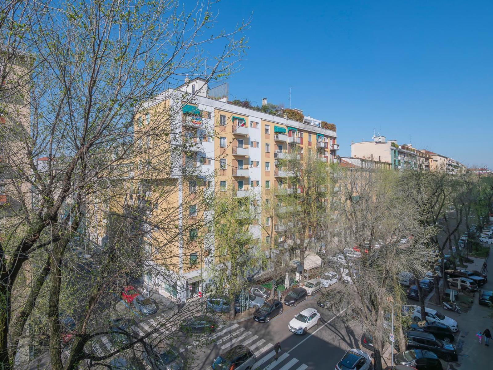 Appartamento Xenia - Bright Near Piazzale Susa *
