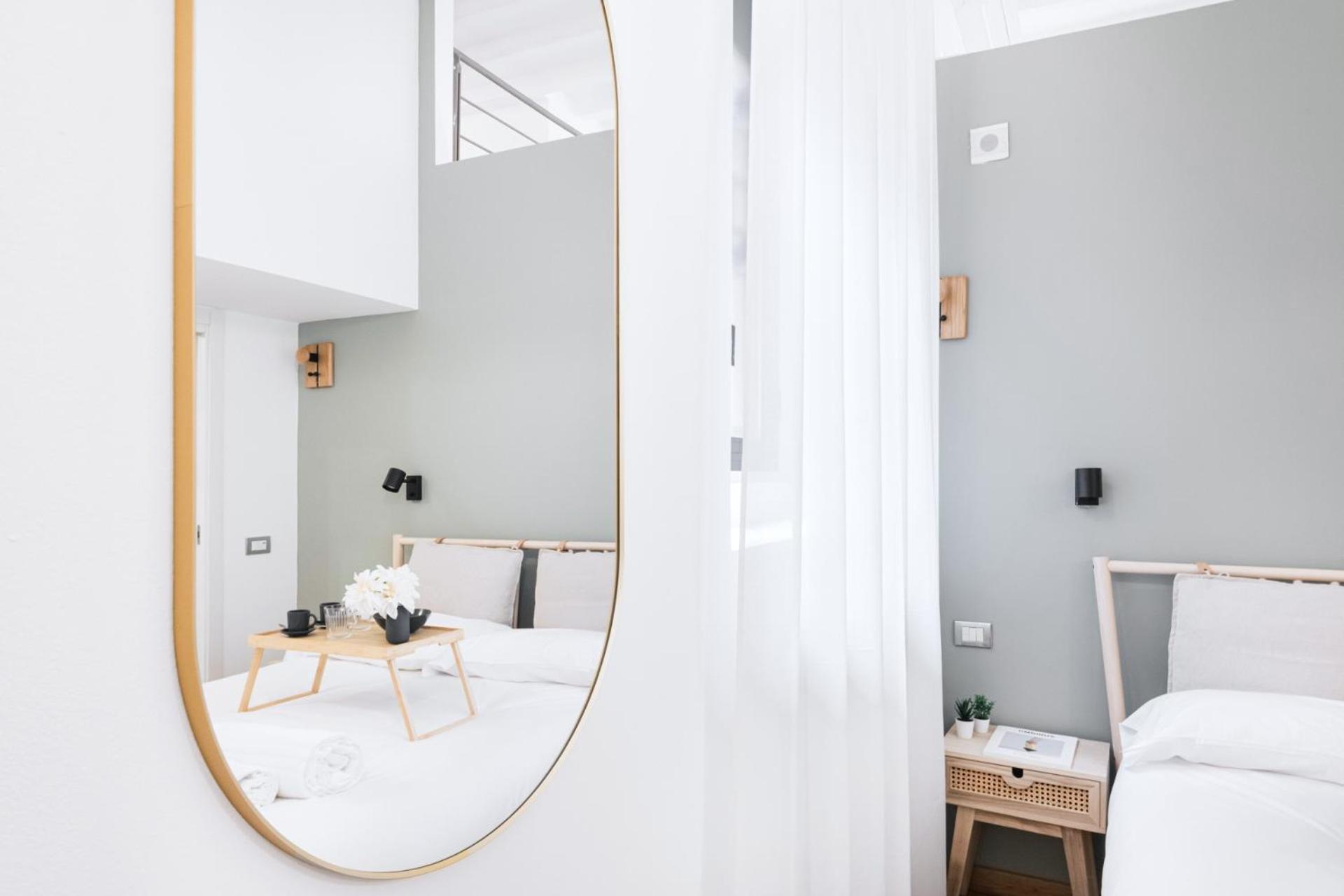 Easylife - Eleganza E Comfort In Loreto * Milano