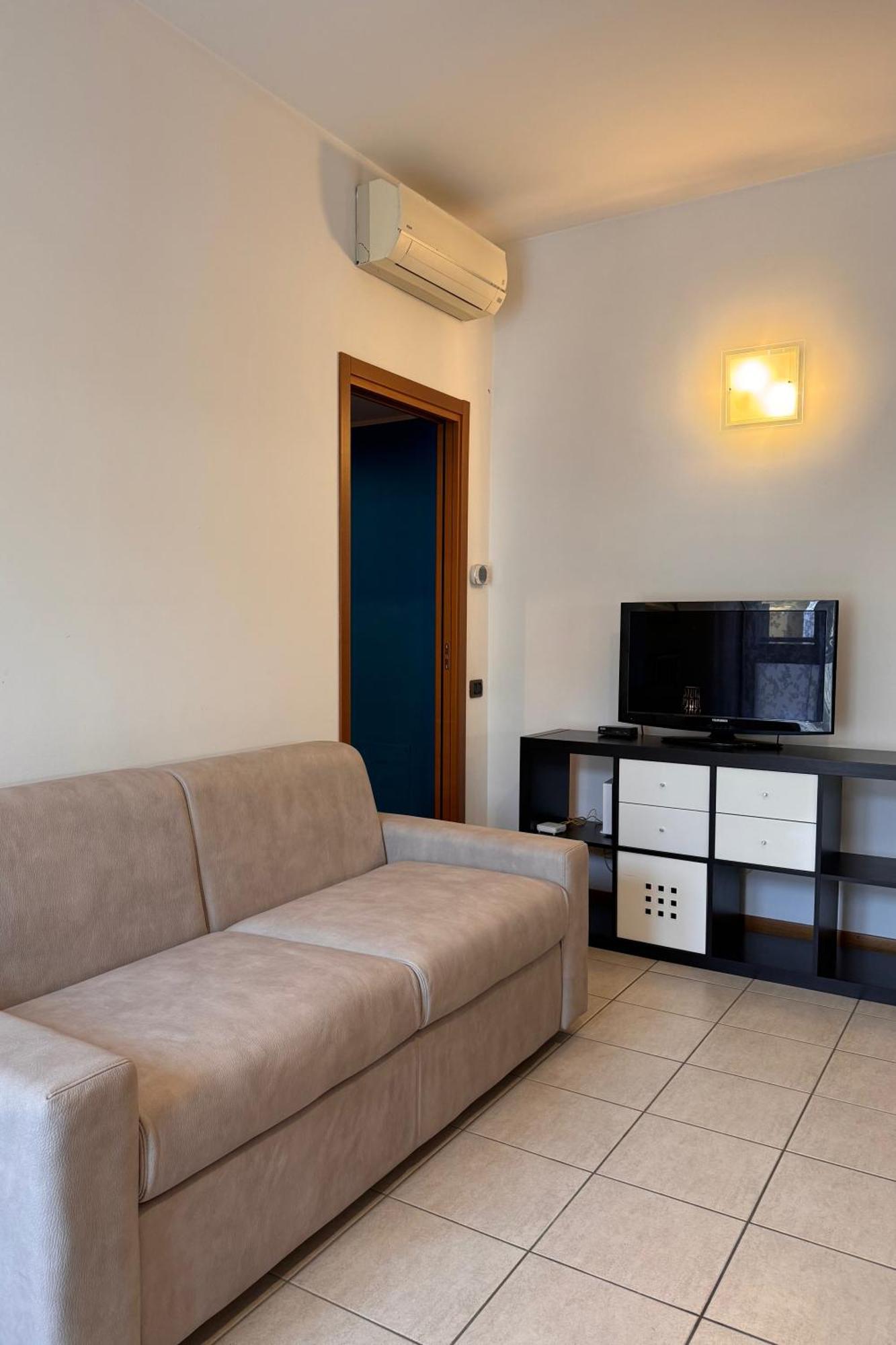 Best Way Rent - Beautiful On Naviglio Martesana Appartamento *