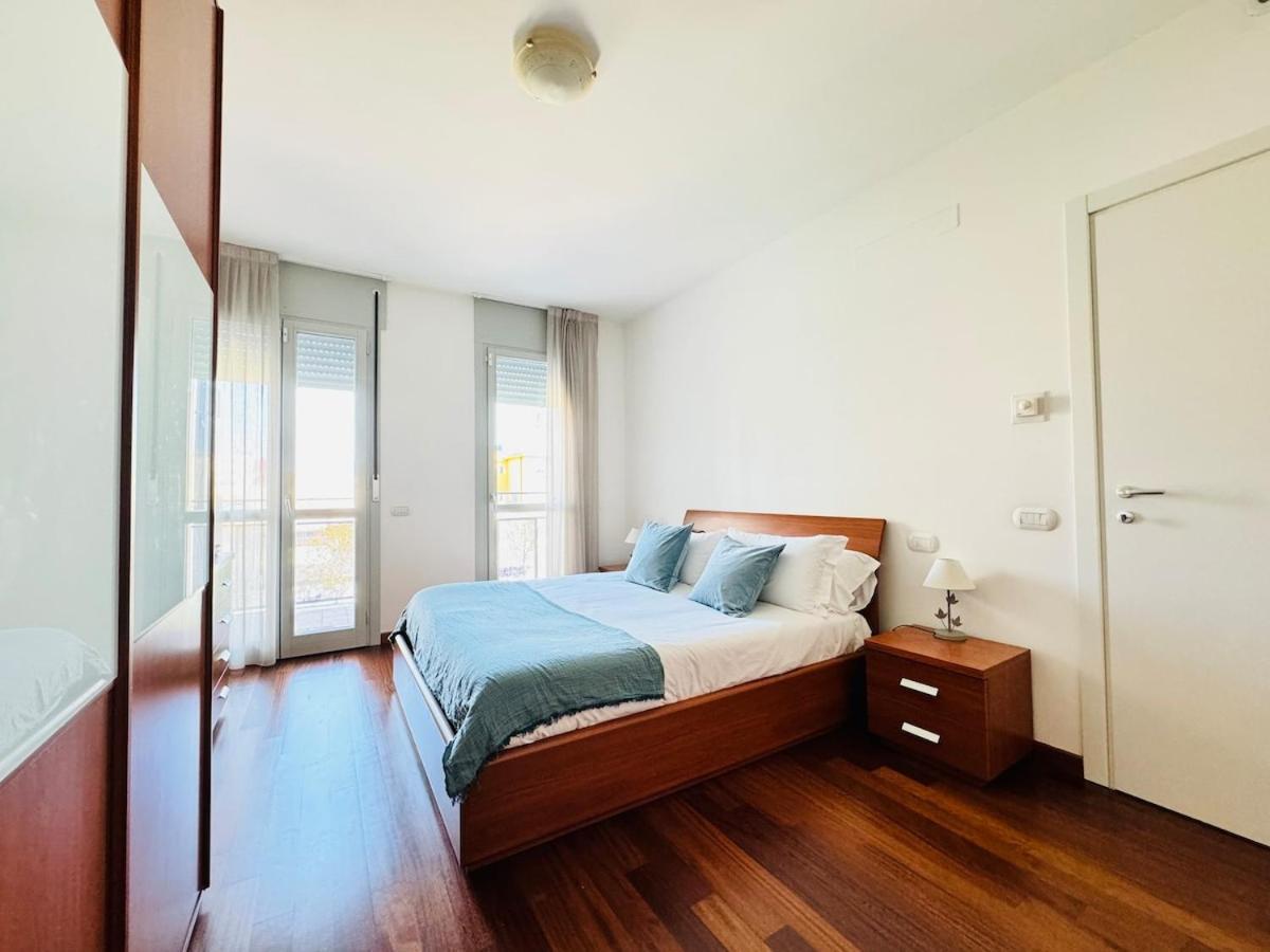Homeby, Barbara * Milano