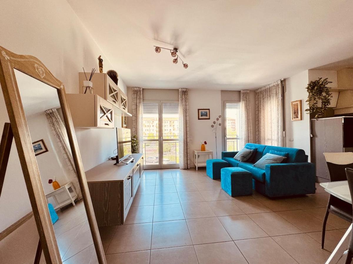 Homeby, Barbara * Milano