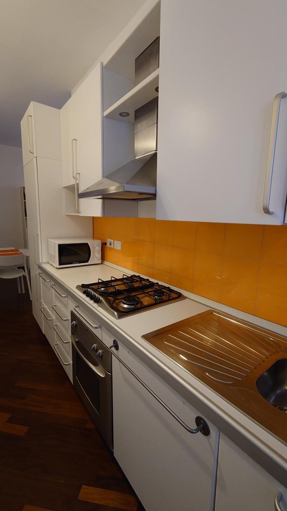 Appartamento Trilocale Zona Corso Sempione Vicino Metro Mm5 - Losanna