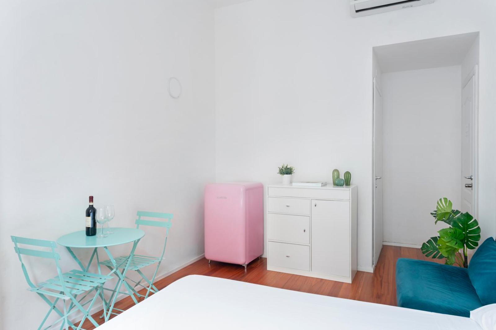 New! Lovely & Friendly In Center C Milaan