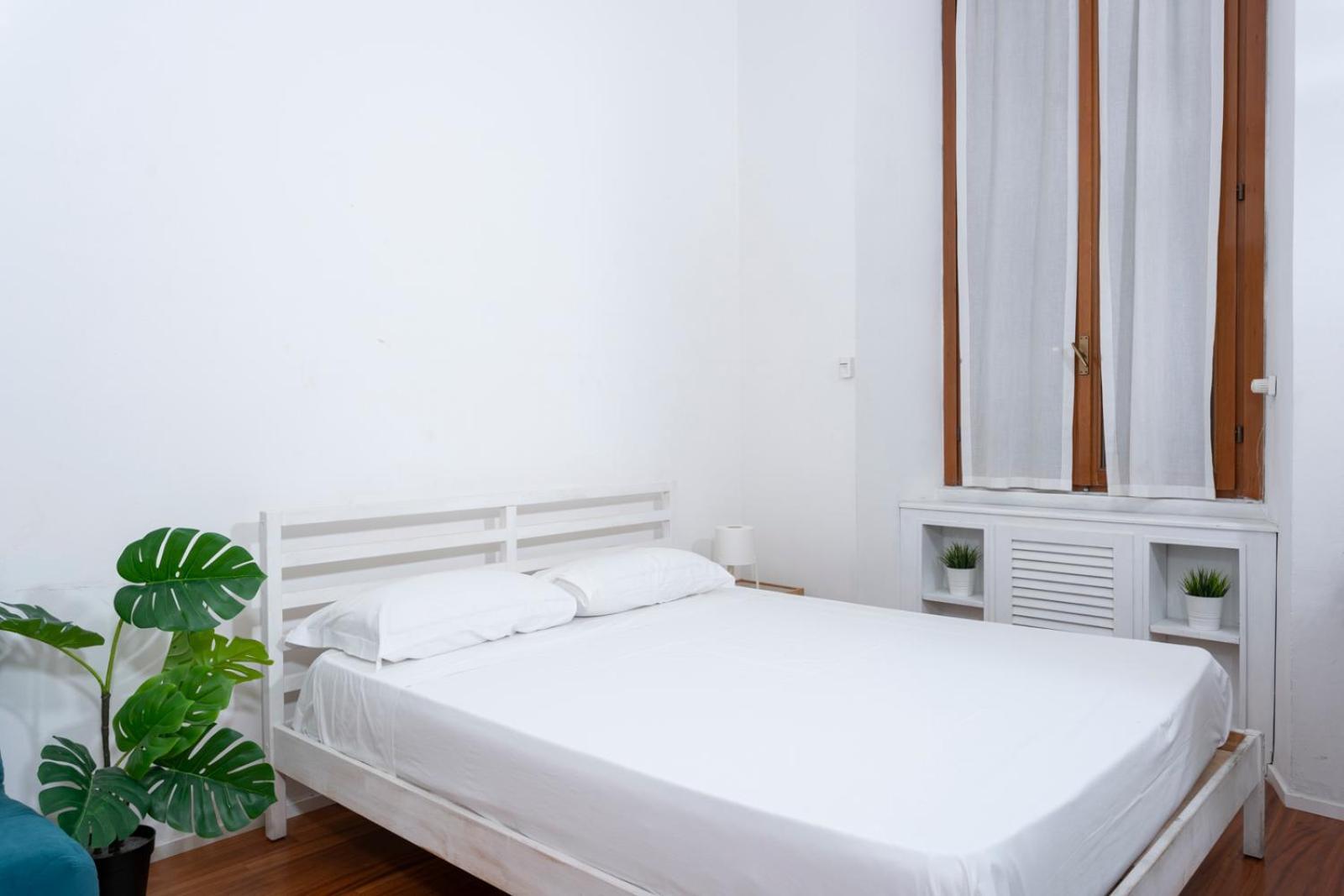 New! Lovely & Friendly In Center C Appartement Milaan