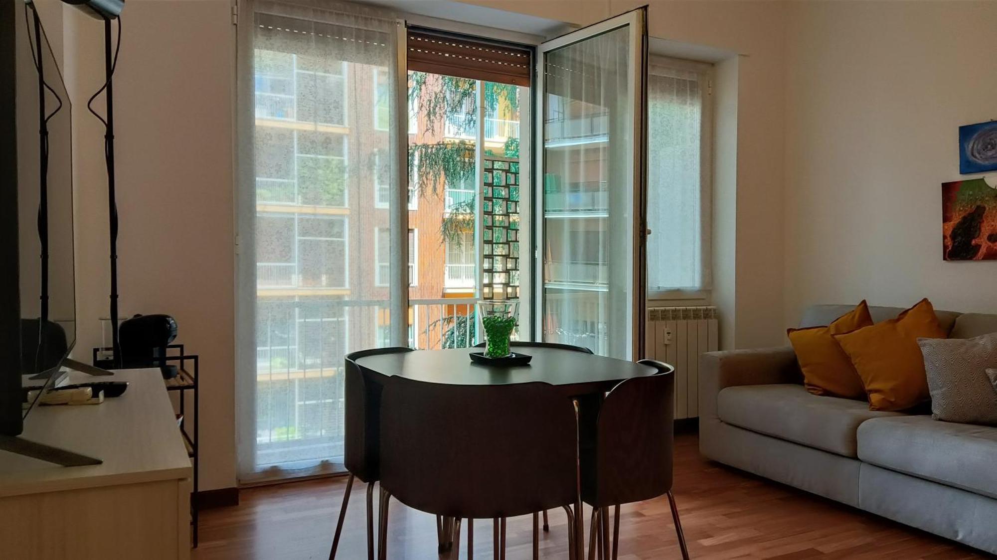 Appartement Sahi - Via Dei Ciclamini Mm1 Primaticcio, Stadio San Siro, Ospedale San Carlo Milaan