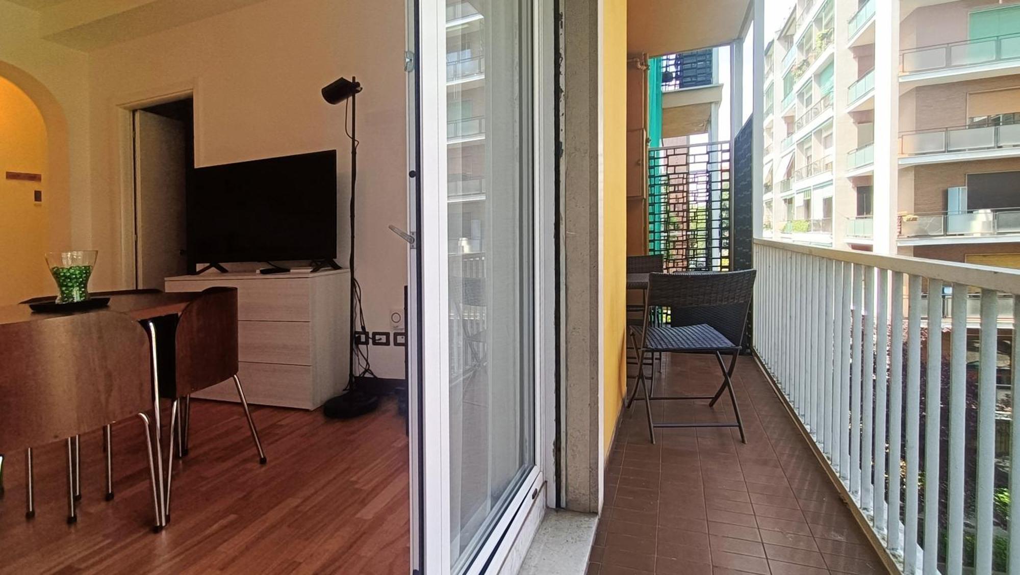 Sahi - Via Dei Ciclamini Mm1 Primaticcio, Stadio San Siro, Ospedale San Carlo Appartement