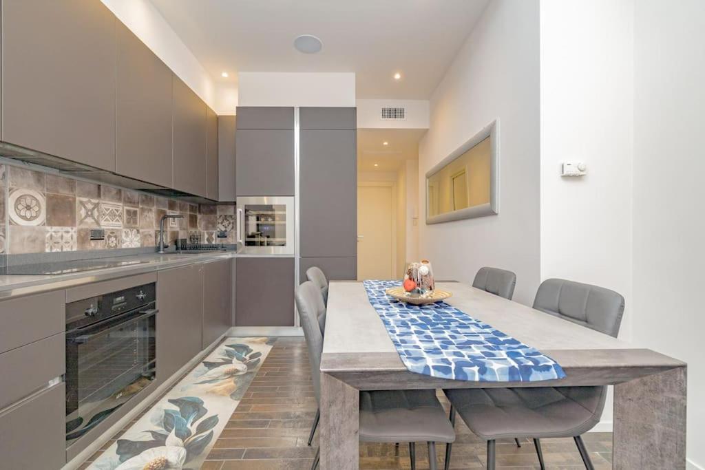 Apartment Lovely - Corso *