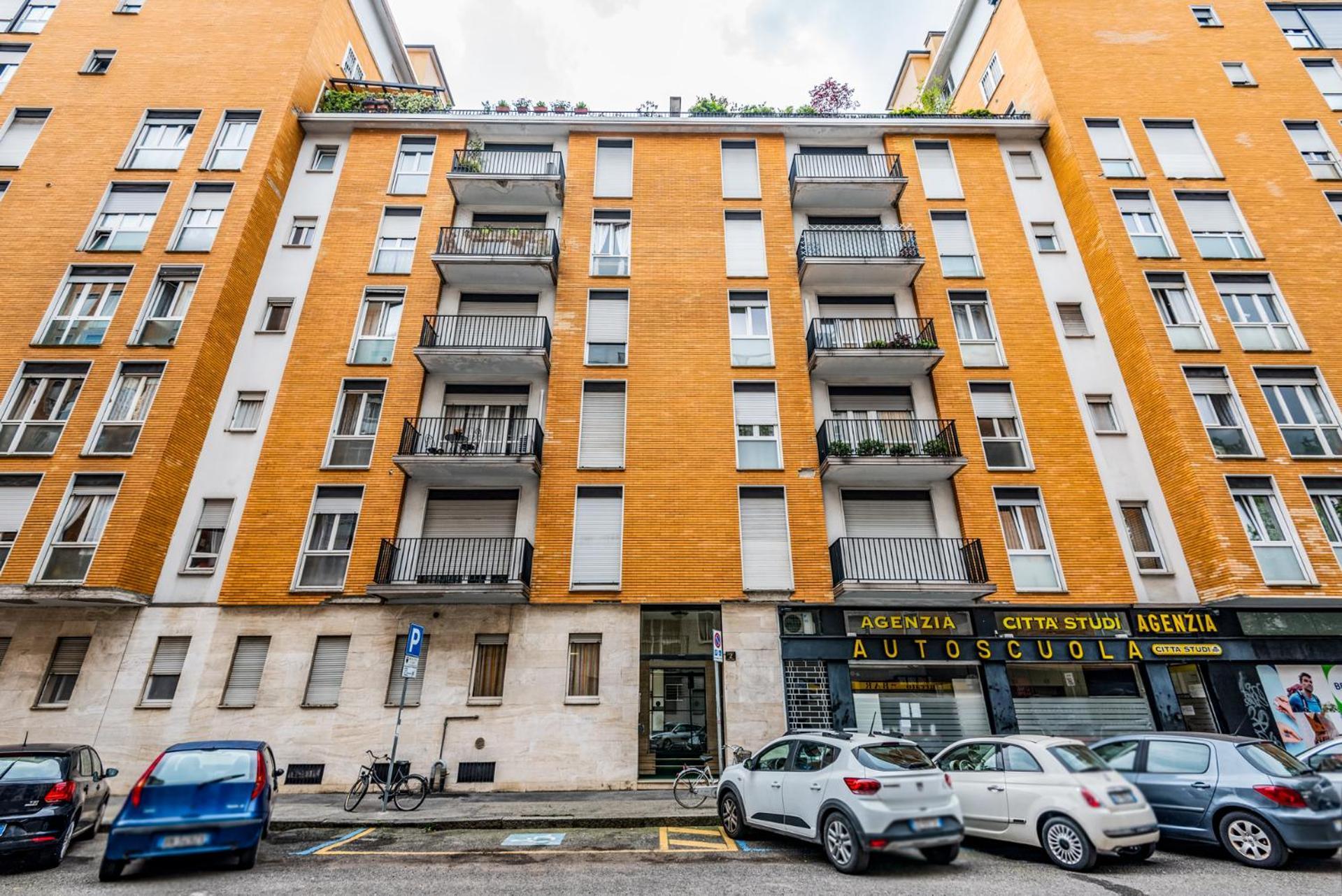 Brand New 2pax Wifi - Via Denti Milano